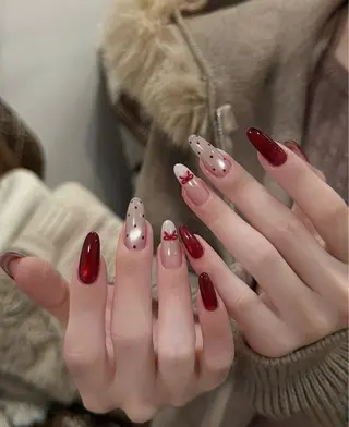 ネイル T. Leeのネイルデザイン