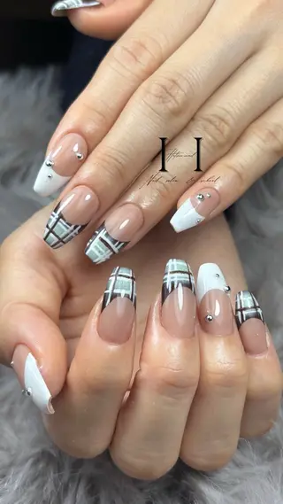 ネイル Hatsuu nail所属・HatsuuNail salonアリスのネイルデザイン