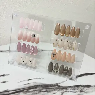 ネイル Mewé ayakaのネイルデザイン