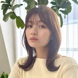 ミディアム カラー パーマ ヘアアレンジ SALOWIN銀座六丁目店所属・津田 怜果のヘアスタイル