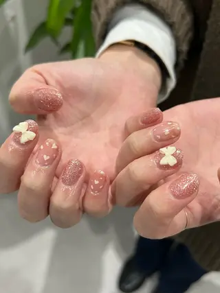 ネイル GO TODAY SHARE SALON 新宿Gratia店所属・RURU nailのネイルデザイン