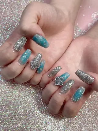 ミディアム ネイル 《LB》ラブリエ Nail&eyeのマツエク・マツパデザイン