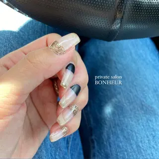 ネイル BONHEUR Annaのネイルデザイン