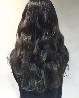 ロング みつゆ 表参道/原宿のヘアスタイル