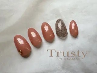 ネイル Trusty新小岩 杉山のネイルデザイン