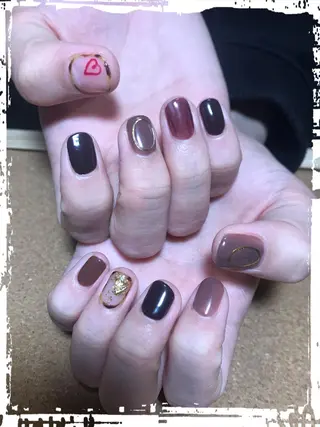 ネイル ECLAT エクラ所属・寺山 千鶴のネイルデザイン