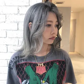 セミロング カラー ORIKA 美容室のヘアスタイル