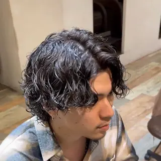 カラー パーマ メンズ メンズパーマ眉毛 特化アユム🔥のヘアスタイル