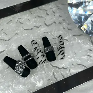 ネイル Two YUZUKIのネイルデザイン