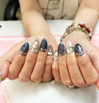 ネイル GＬA D所属・ＧＬAD グラットのネイルデザイン