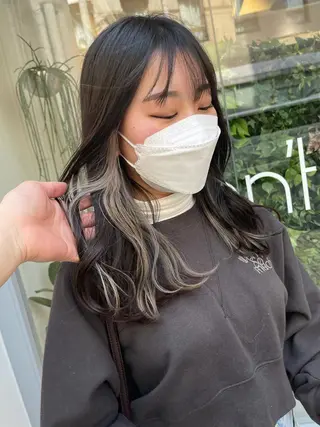 カラー 山本 舜也のヘアスタイル