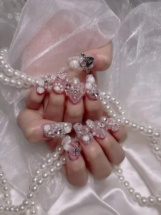 ネイル emu 心斎橋 k.oのネイルデザイン