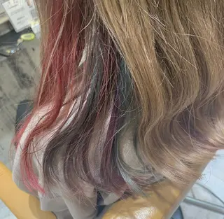 カラー ヤマダ サクラのヘアスタイル