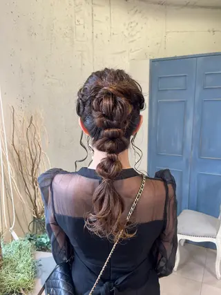 セミロング ヘアアレンジ Froom🌻 村上夏菜のマツエク・マツパデザイン