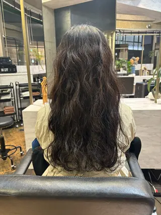 ロング パーマ うるつやストレート パーマ🫧ちひろ🫧のヘアスタイル