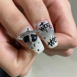 ネイル Blomeel Nailのネイルデザイン