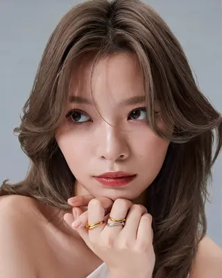 ロング カラー 李 文のヘアスタイル