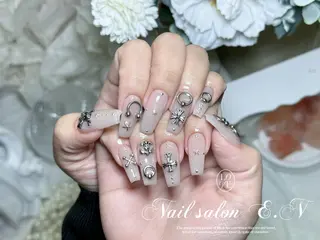 ネイル E.N🦋 長さ出し/持ち込みのネイルデザイン