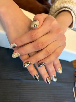 ネイル 爪の絵描き屋　ミテネイル所属・爪の絵描き屋 ミテネイルのネイルデザイン