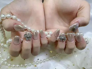 ネイル VIVIAN リサのネイルデザイン