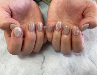 ネイル ネイルリボン 受付スタッフのネイルデザイン