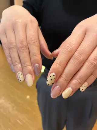 ネイル レナークイスト 太田のネイルデザイン