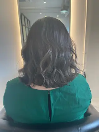 ミディアム カラー &chaLme   心斎橋所属・emi/髪質改善/ 韓国風/艶カラーのヘアスタイル