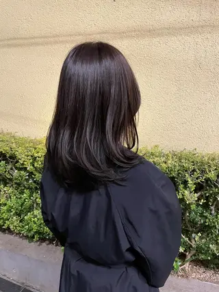 セミロング カラー GO TODAY SHARE SALON 原宿本店所属・ブリーチ/ハイトーン 艶カラー/ユリナのヘアスタイル