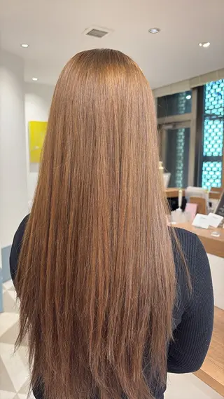 カラー 桃崎 晏地のヘアスタイル