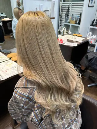 ロング 植田 /エクステ /ブリーチ/髪質改善のヘアスタイル