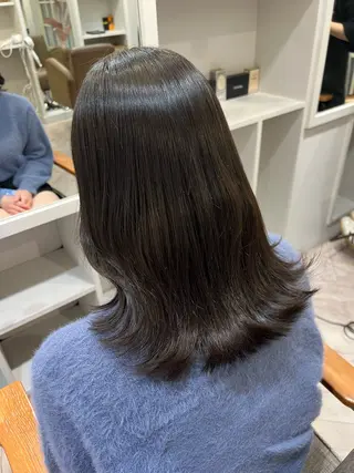 カラー 松葉 柚月のヘアスタイル