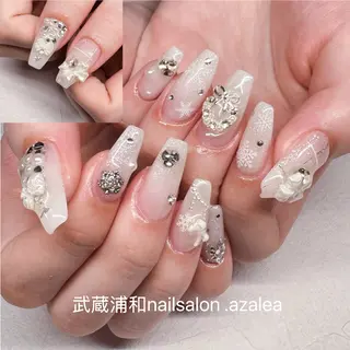 ネイル R inのネイルデザイン