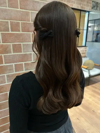 ロング ヘアアレンジ 峯岸 真麻のヘアスタイル