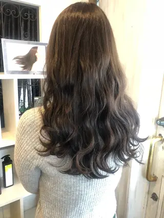ロング カラー MOLLA 浅香山店所属・谷口ゆめ/縮毛矯正/ 大人女子/眉ワックスのヘアスタイル