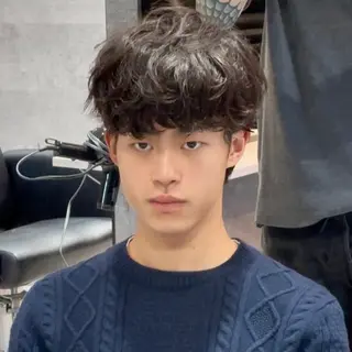 メンズ 新宿/韓国メンズ RIKUパーマのヘアスタイル