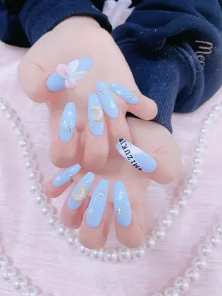 ネイル はぴねす所属・横浜 美夢のネイルデザイン
