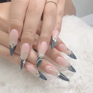 ネイル FILLnail古河店所属・FIILnail MEIのネイルデザイン