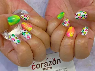 ネイル corazon所属・ネイリスト aicoのネイルデザイン