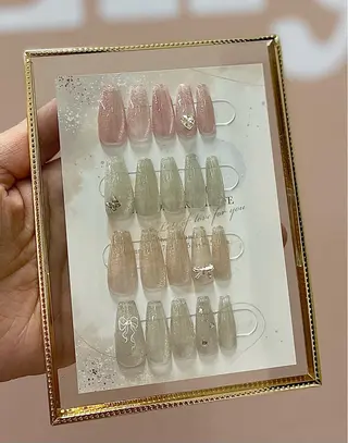 ネイル Lily所属・坪山 美優のネイルデザイン