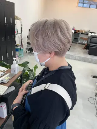セミロング カラー ヘアアレンジ パーマ ネイル マツエク・マツパ アイブロウ カラー特化サロン大阪 ルービック江坂/新城のヘアスタイル