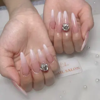 ネイル 💕鈴木ユリ パラジェル/オフ無料のネイルデザイン