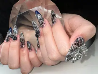 セミロング YOKOSUKA⚓️ NAILSのネイルデザイン