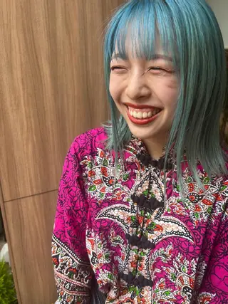 ミディアム カラー 池田理紗/メンズ カット/切りっぱなしのヘアスタイル