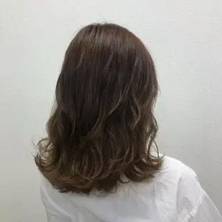 ミディアム 松本平太郎美容室大宮店所属・もりたみかこ 美容師お休み中のヘアスタイル