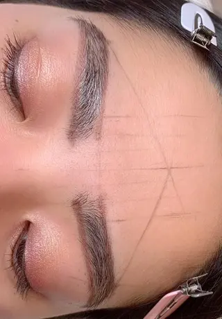 MûRIR所属・MûRIR Ayaのマツエク・マツパデザイン