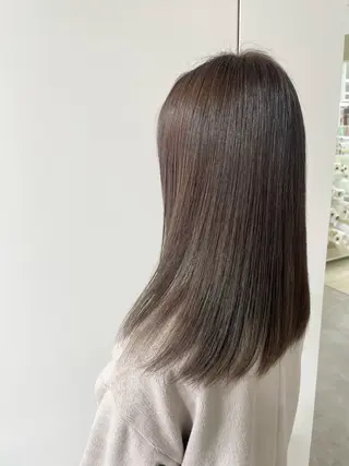 セミロング カラー 🦋艶髪ハイトーン / Mio🦋のヘアスタイル