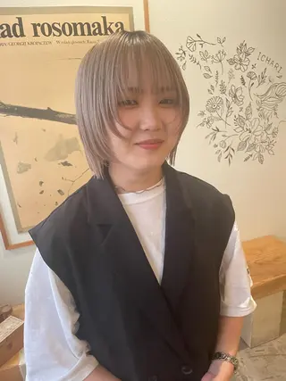 ショート カラー ヒナゴ トヨカズのヘアスタイル