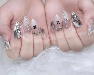 ネイル RINA 🤍のネイルデザイン