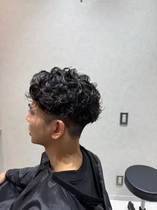 ショート パーマ メンズヘア特化 廣田和也のヘアスタイル