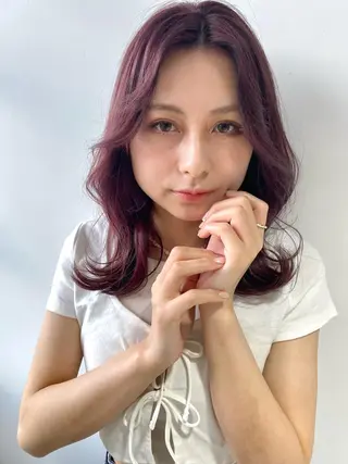 カラー 遠藤 愛莉のヘアスタイル